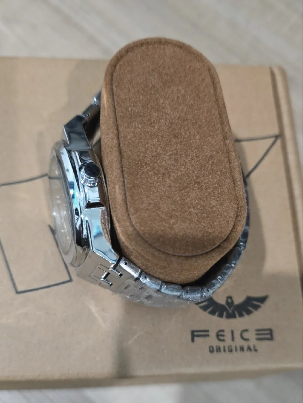 N/A men watch